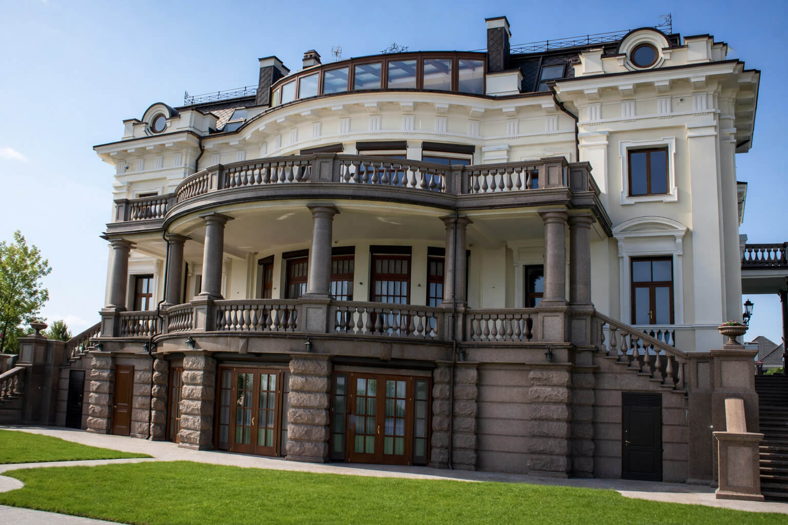 Ритуальные комплексы габбро и мрамор