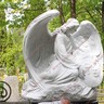 скульптура ангела из мрамора